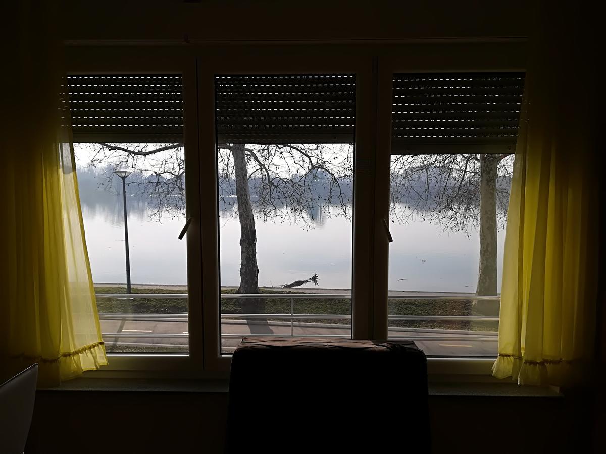 Guesthouse Sava Slavonski Brod Exteriör bild