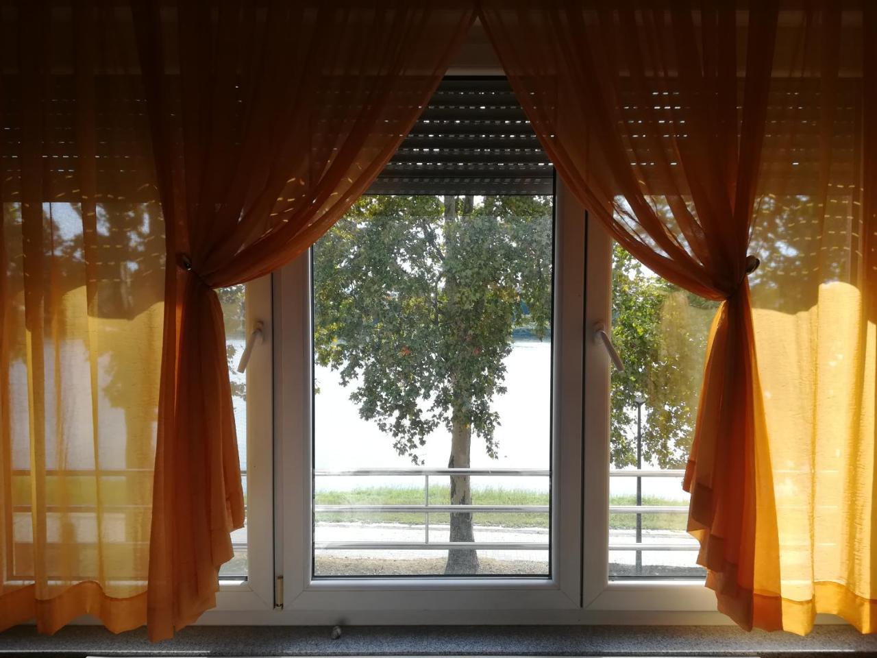 Guesthouse Sava Slavonski Brod Exteriör bild